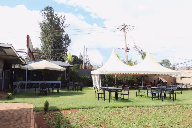 Oriental Palace gardens image